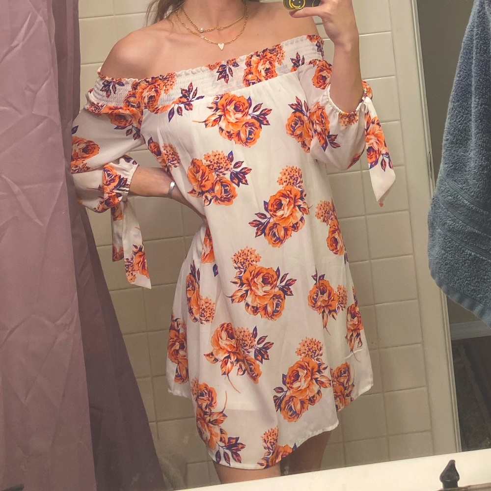 Floral off the shoulder dress size xs